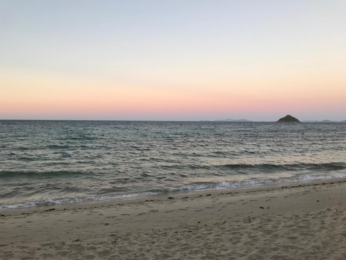 Moon Beach Villas เอลนิโด ภายนอก รูปภาพ