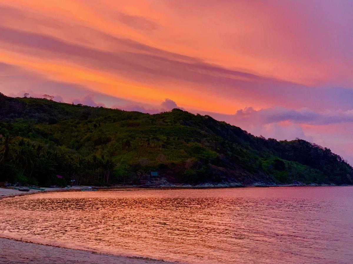 Moon Beach Villas เอลนิโด ภายนอก รูปภาพ