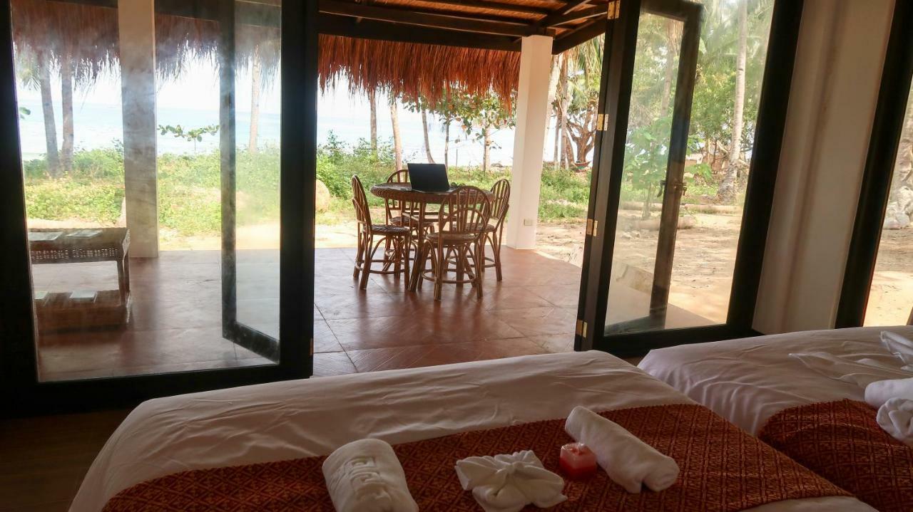 Moon Beach Villas เอลนิโด ภายนอก รูปภาพ