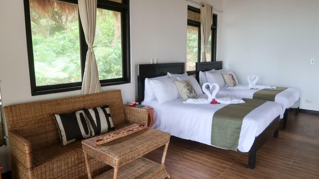 Moon Beach Villas เอลนิโด ภายนอก รูปภาพ